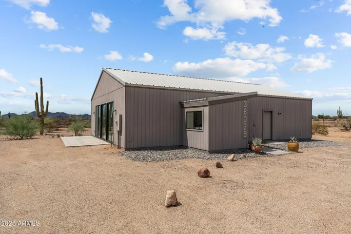 38029 N 252nd  Lane, Morristown, AZ 85342