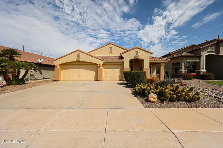 3840 E CAMPBELL  Avenue, Gilbert, AZ 85234