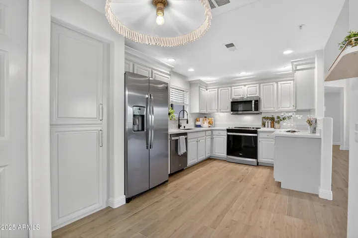15525 N 100th  Street, Scottsdale, AZ 85260