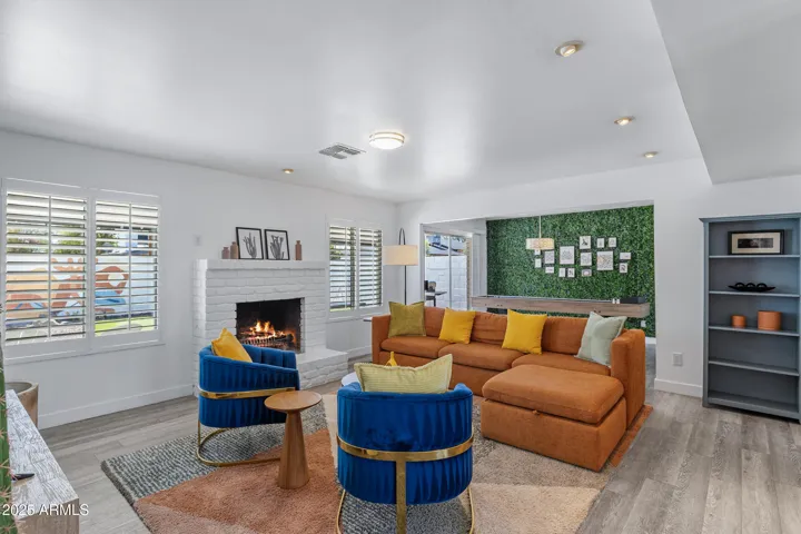 8619 E EL CHARRO  Lane, Scottsdale, AZ 85250