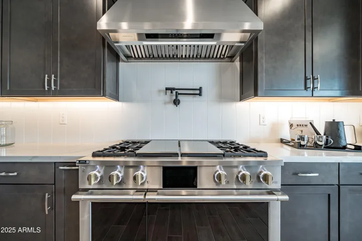 11615 N 169th Avenue - Model Home Leaseback. Available for January 2026 closing.