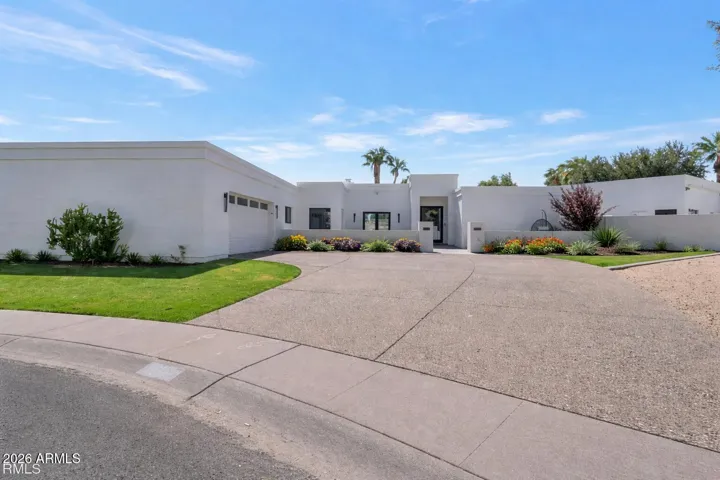 Front of home (with virtual landscaping)