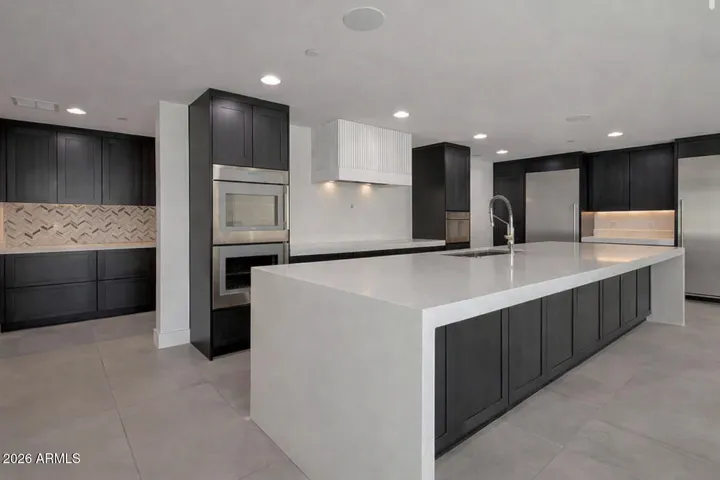 Kitchen view - Thermador appliances (with virtual funiture removal)