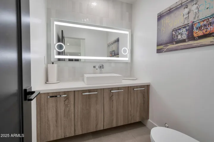 Powder room