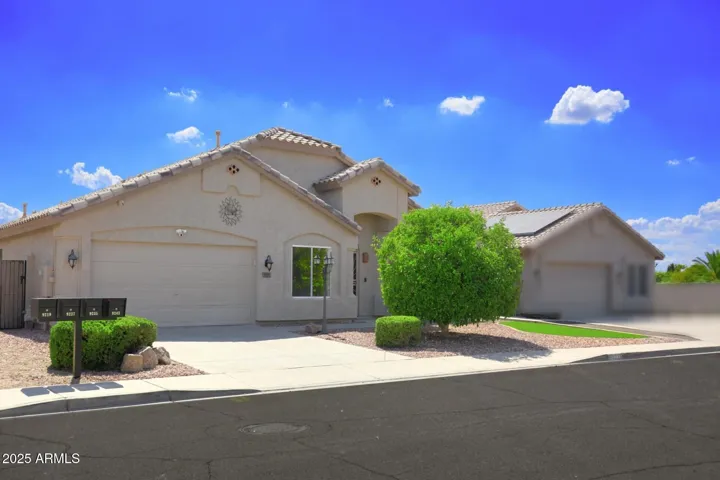 9235 W Marconi  Avenue, Peoria, AZ 85382