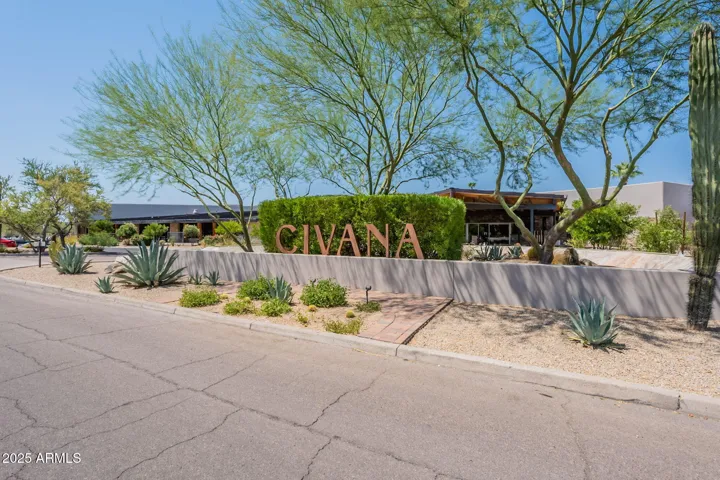 SPA WALKING DISTANCE CIVANA
