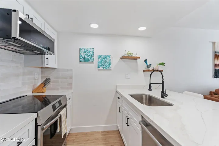 Love this kitchen!
