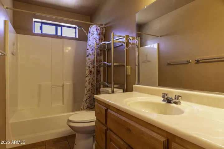 Guest House Bathroom