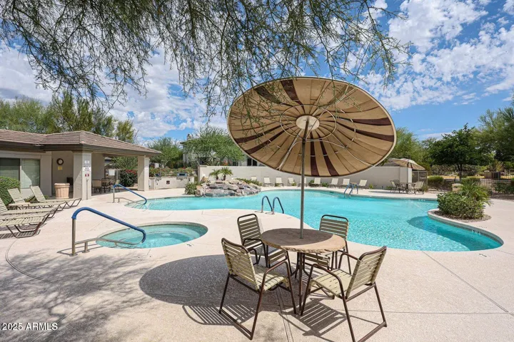 WALKING DISTANCE TO POOL, SPA AND FITNESS CENTER