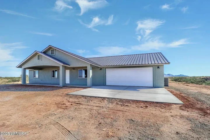 46210 N 36TH  Drive, New River, AZ 85087