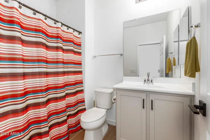 3RD FULL BATHROOM WITH TUB.