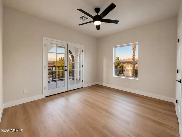 INCREDIBLE BEDROOM VIEWS