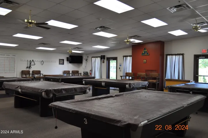 BILLARDS
