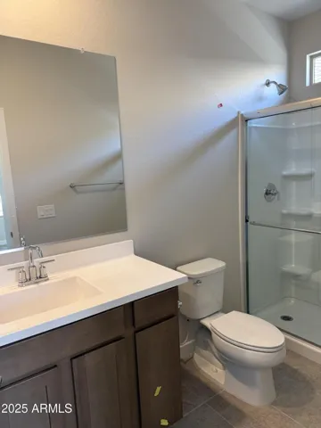 Bathroom 3 in Bedroom 4