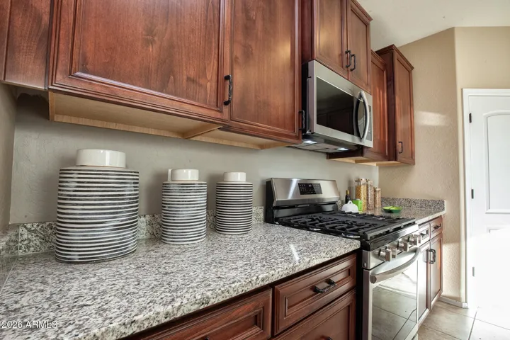 Neutral Granite Countertops