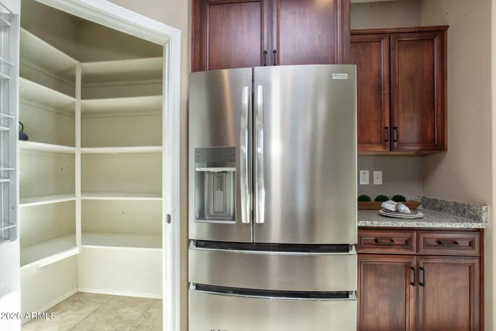 Walk-in Corner Pantry