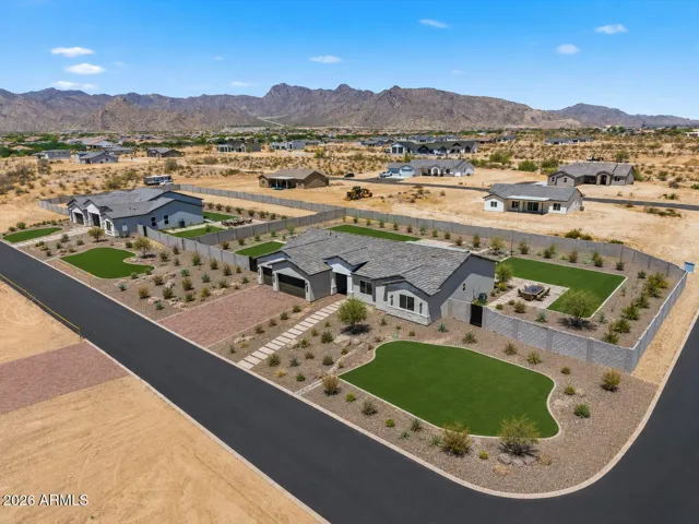 Virtually Inspired Landscaping - Landscaping is not included - views are!