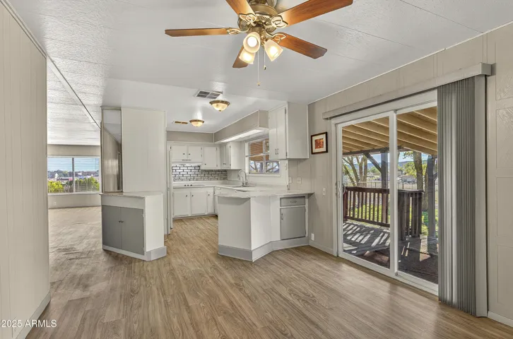 Kitchen Direct to Outside Dining!