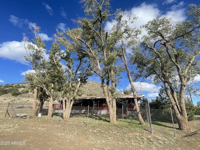 Tree Lined, but wide open views of the San Francisco Peaks!