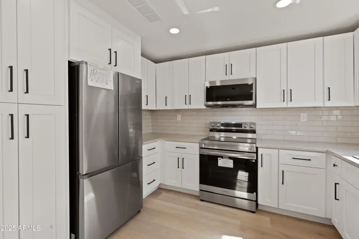 ALL NEW STAINLESS APPLIANCES