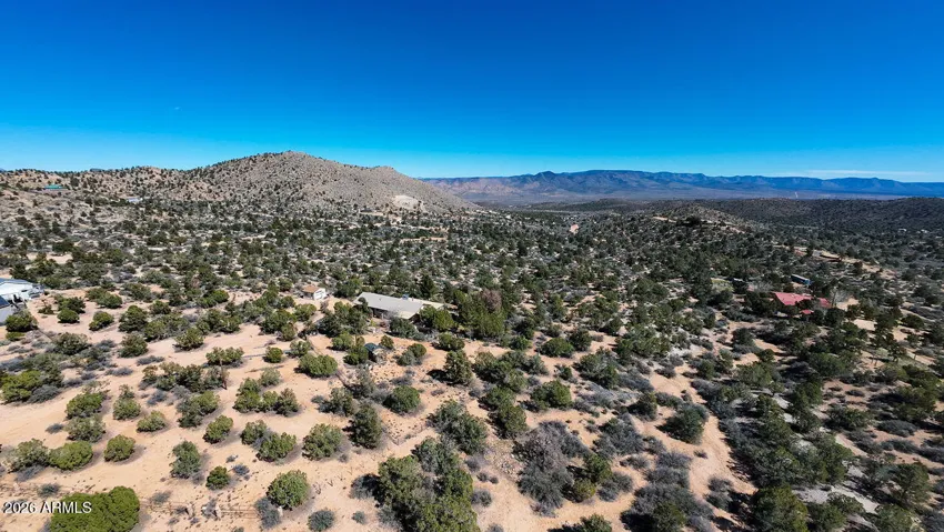 Clear blue skies as far as the eye can see. This location offers world-class stargazing and a feeling of limitless space.