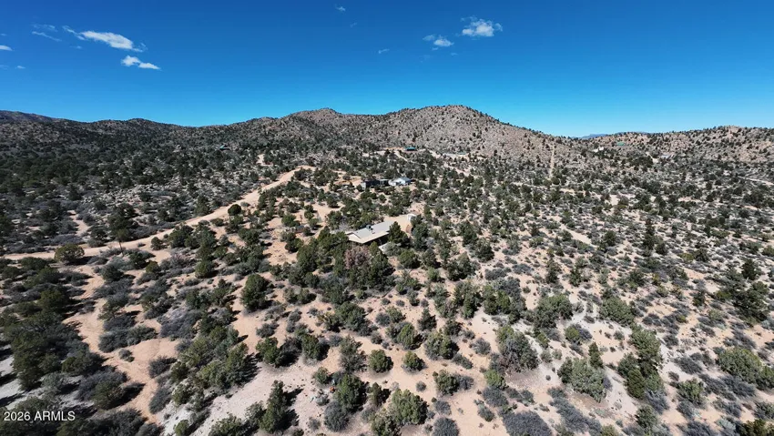 Imagine watching the sunset over the distant horizons. This lot is perfectly positioned to capture the glow of Arizona’s famous golden hour.