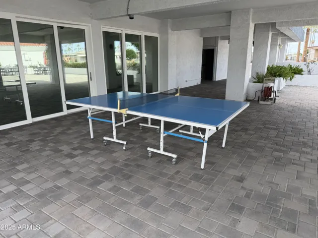 Ping Pong
