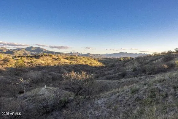 Panoramic views in every direction.