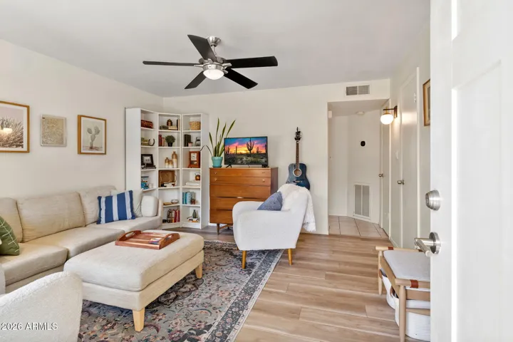 Cozy welcome home!