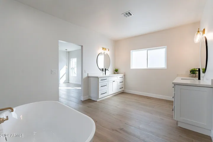 Owners Ensuite Bathroom