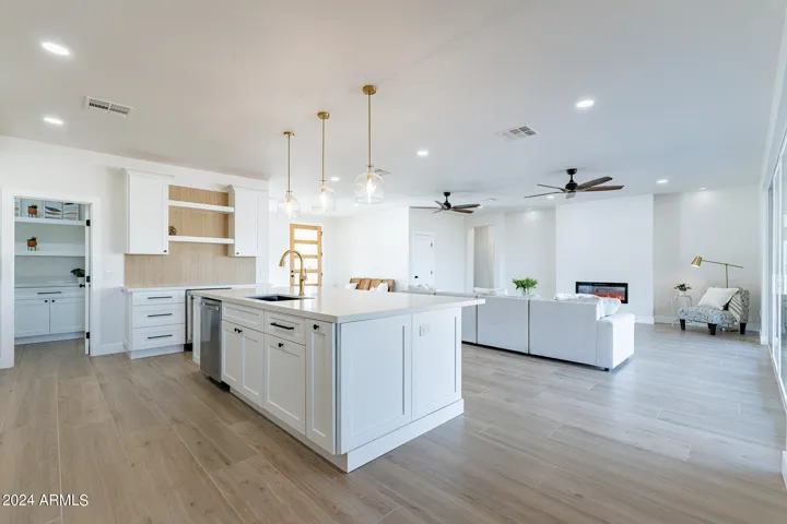 Kitchen Great Room