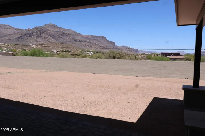New community border privacy fence