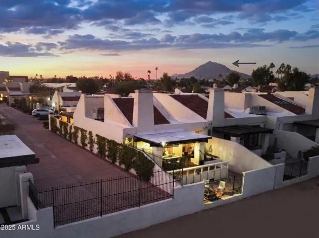 Near Camelback Mtn