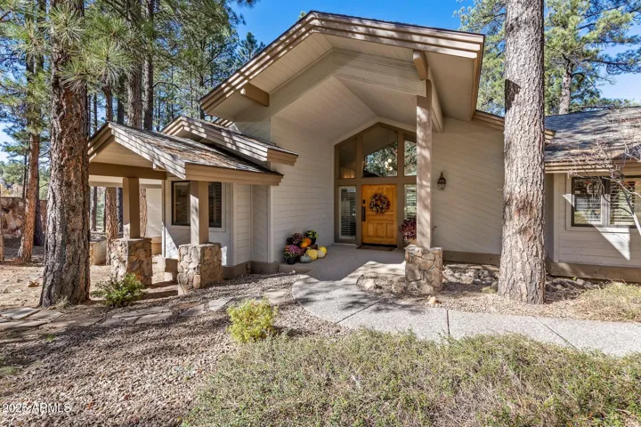 Charming Entry