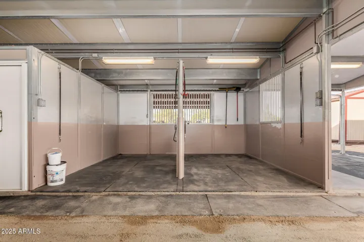 Grooming Bays