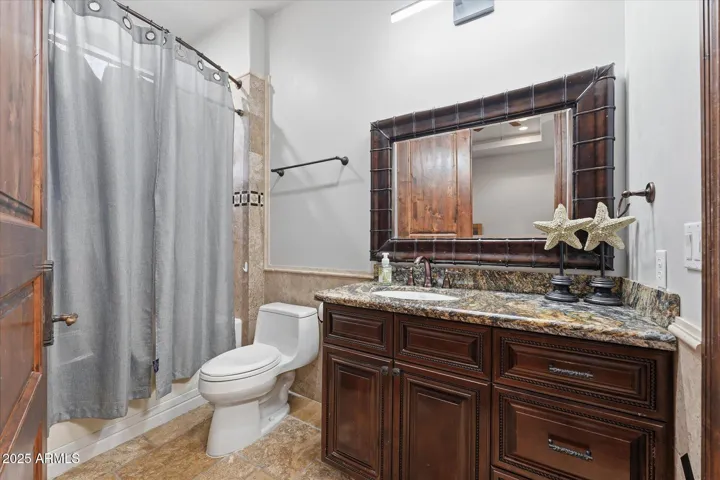 En-suite two with jetted tub