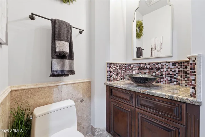Powder room