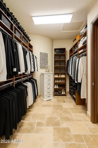 Owner closet 1