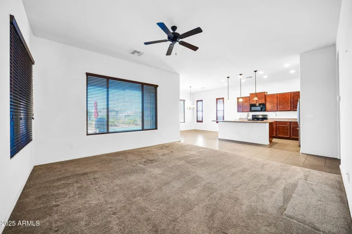 Greatroom & Kitchen
