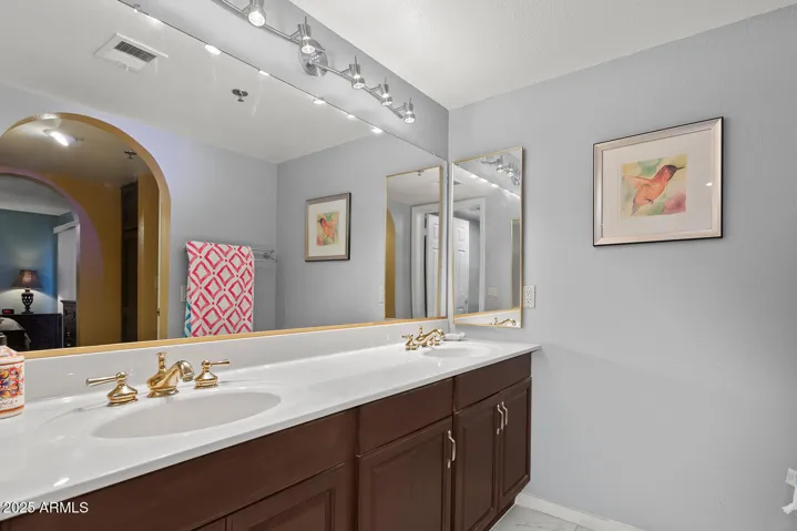 Ver large vanity top with double sinks