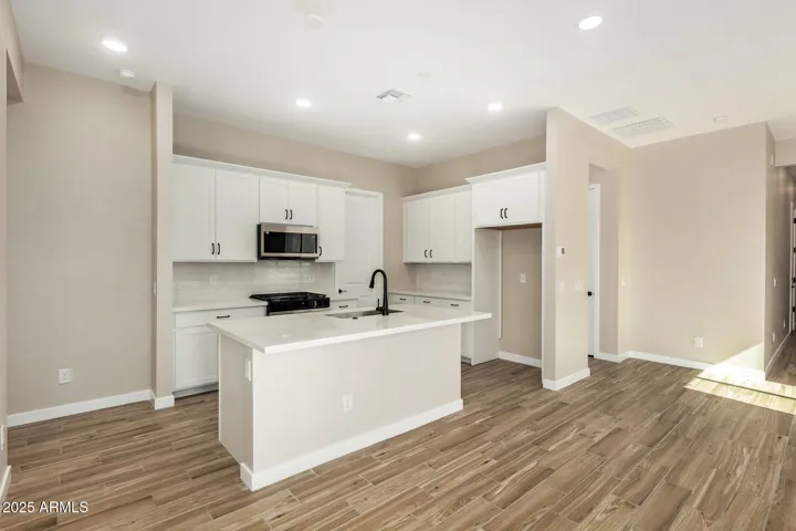 Large Kitchen!