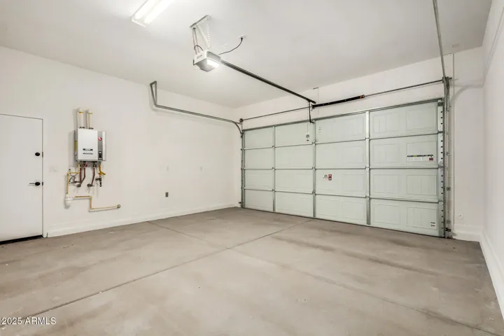 Large 2-Car Garage