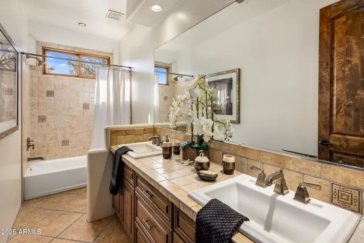 Guest Bath 3