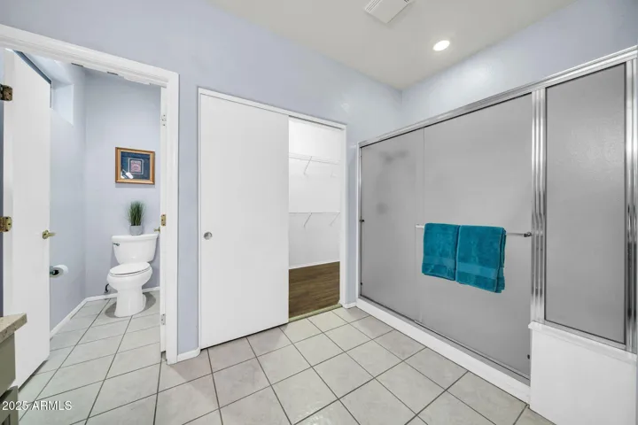 PRIVATE TOILET ROOM