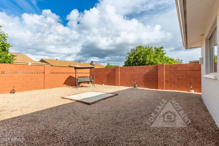 Fenced, Spacious back yard for privacy or pets
