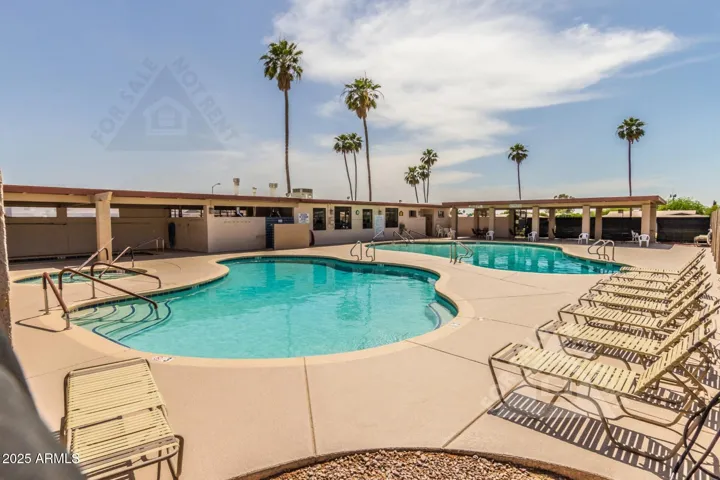 Community pool