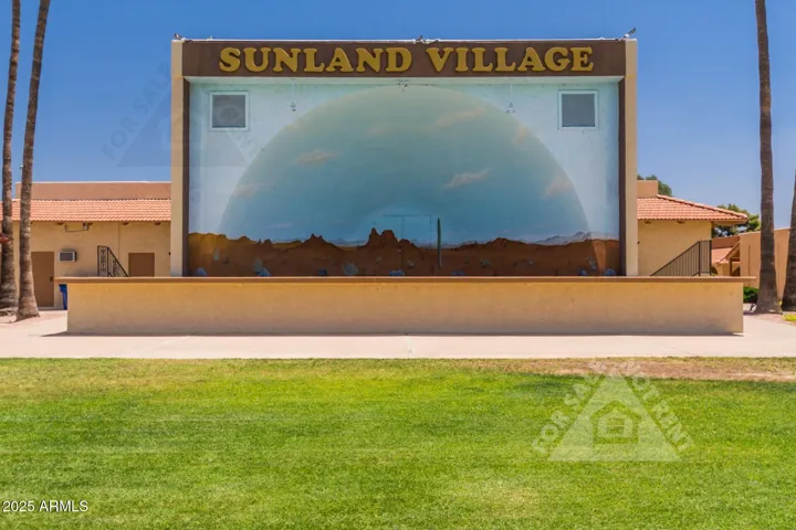 So many community amenities