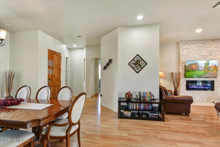 Dining to Foyer
