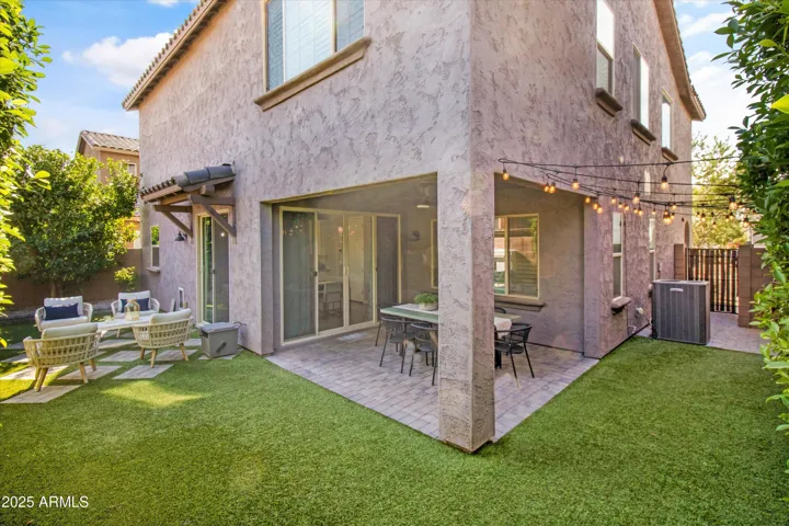 Dual Entrance Backyard