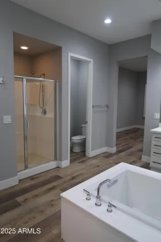 PRIMARY EN-SUITE BATH
